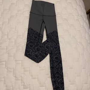 Lululemon Wunder Under Tight Nulux 28”
